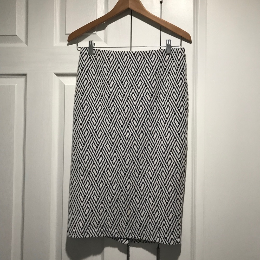 Zara Geometric Design Pencil Skirt SZ-L - Picture 5 of 8